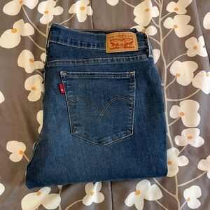 Levi’s 710 Super Skinny Jeans - Size 31